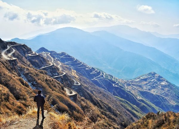 Quels sont les meilleurs circuits pour une randonnée dans les montagnes de la Cordillère Blanche, Pérou ?